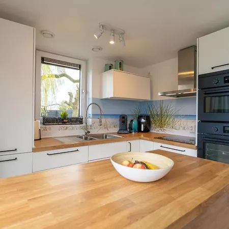 Meertje 81 Op Recreatiepark De Wielen