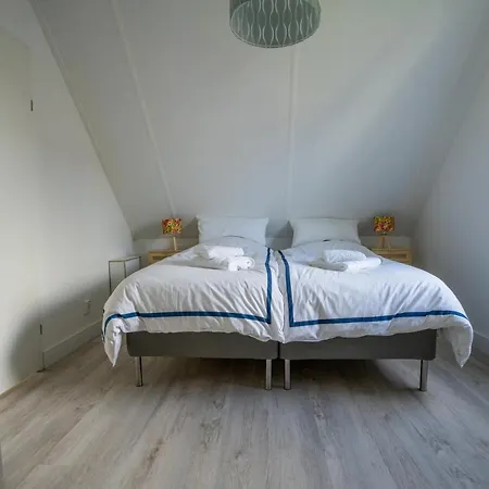 Meertje 81 Op Recreatiepark De Wielen