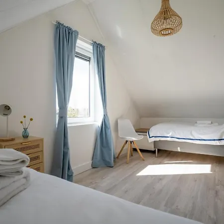 Casa de Férias Meertje 81 Op Recreatiepark De Wielen *