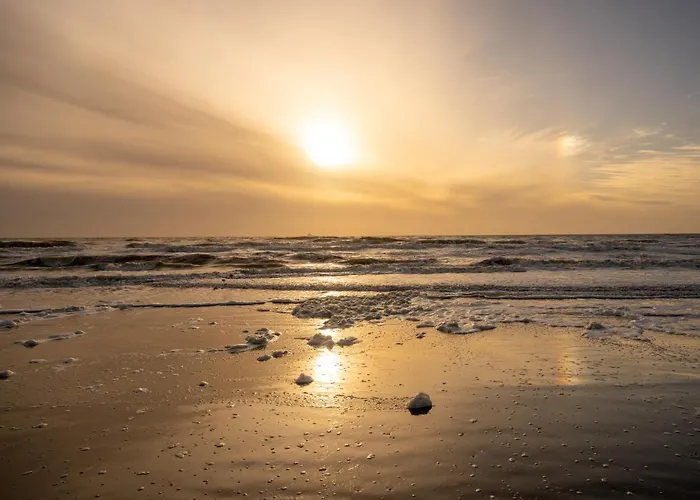 Meertje 81 Op Recreatiepark De Wielen Дом отдыха *