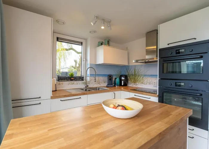 Meertje 81 Op Recreatiepark De Wielen