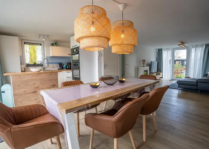 Meertje 81 Op Recreatiepark De Wielen