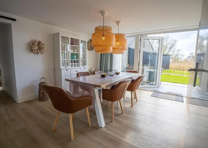 Meertje 81 Op Recreatiepark De Wielen Vakantiehuis