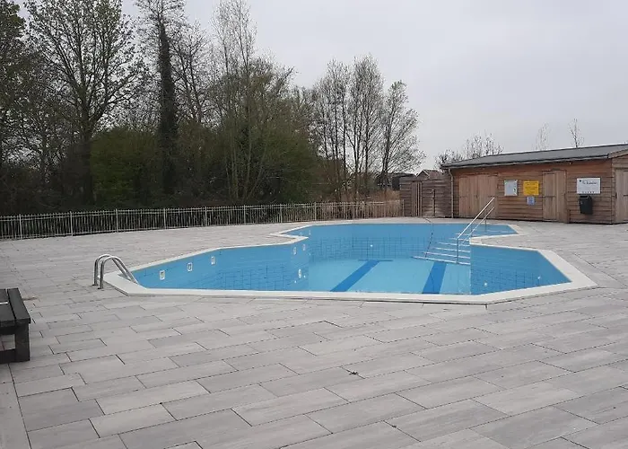 Meertje 81 Op Recreatiepark De Wielen Vakantiehuis